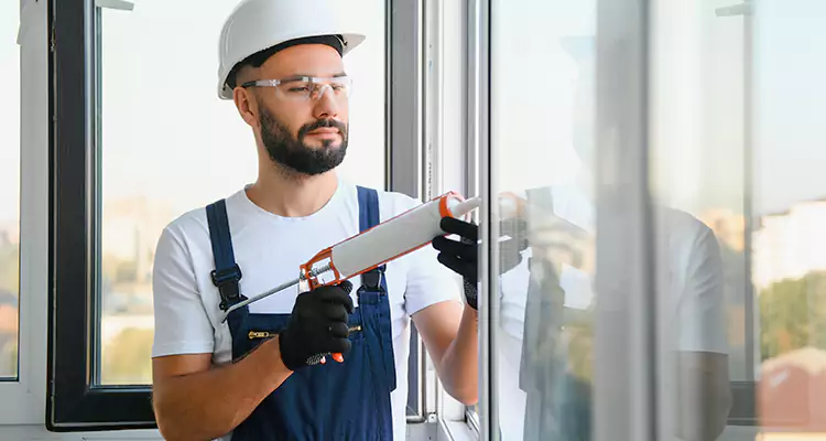 Retractable Screens Repair for Patio in Jasmine Estates, FL