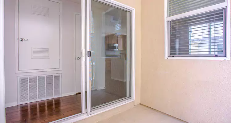 Sliding Screen Door Track Repair in Jasmine Estates, FL