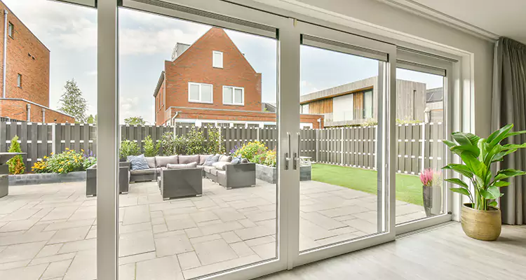 Best Sliding Screen Door Replacement Company in Jasmine Estates, FL