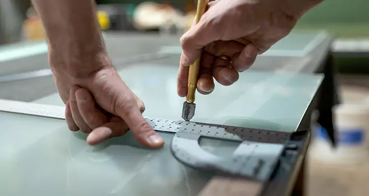 Glass Scratch Repair in Jasmine Estates, FL