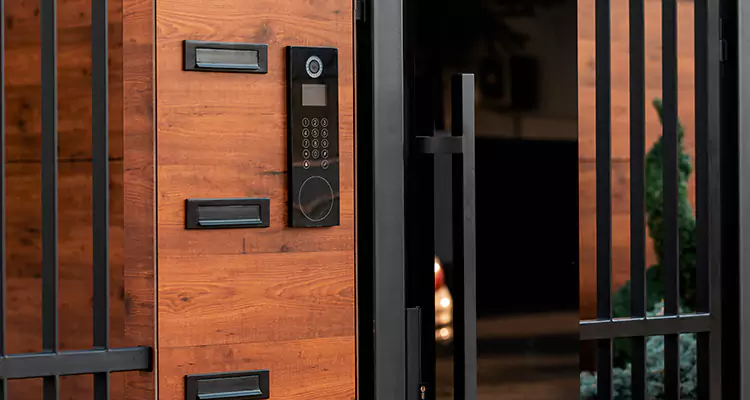 Automatic Door Maintenance in Jasmine Estates, FL