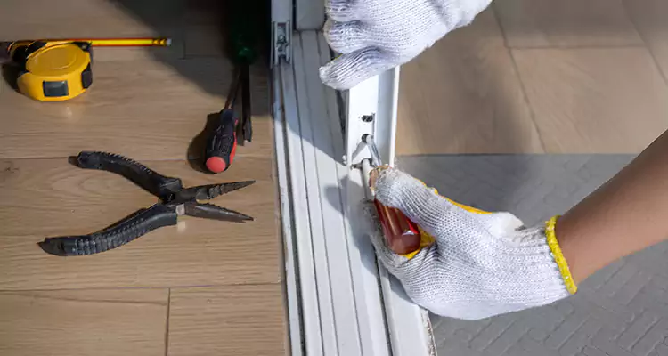 Closet Sliding Door Track Repair in Jasmine Estates, FL