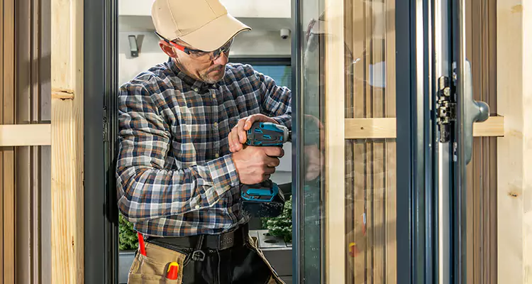 Top-Rated Patio Door Handle and Lock Repair Service for Homeowners in Jasmine Estates, FL