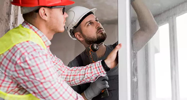 Sliding Patio Door Sticking? Expert Repair in Jasmine Estates, FL.