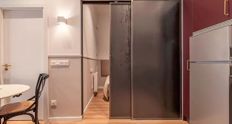 Adjust Pella Sliding Doors Not Moving in Jasmine Estates, FL