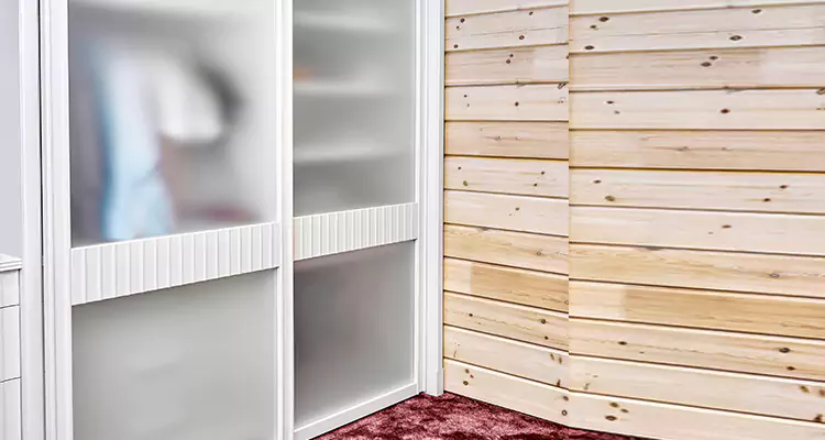 Sliding Closet Door Rollers Replacement in Jasmine Estates, FL