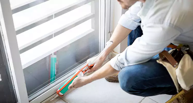 Dap Window Caulk Repair in Jasmine Estates, FL